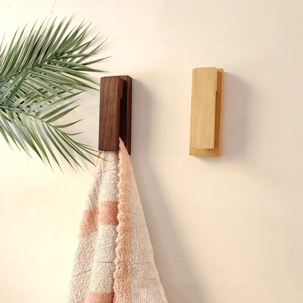 NaturalWood Wall Grips