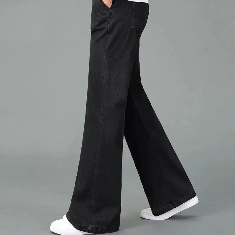 Dan Wellington Flare Boot-Cut Jeans
