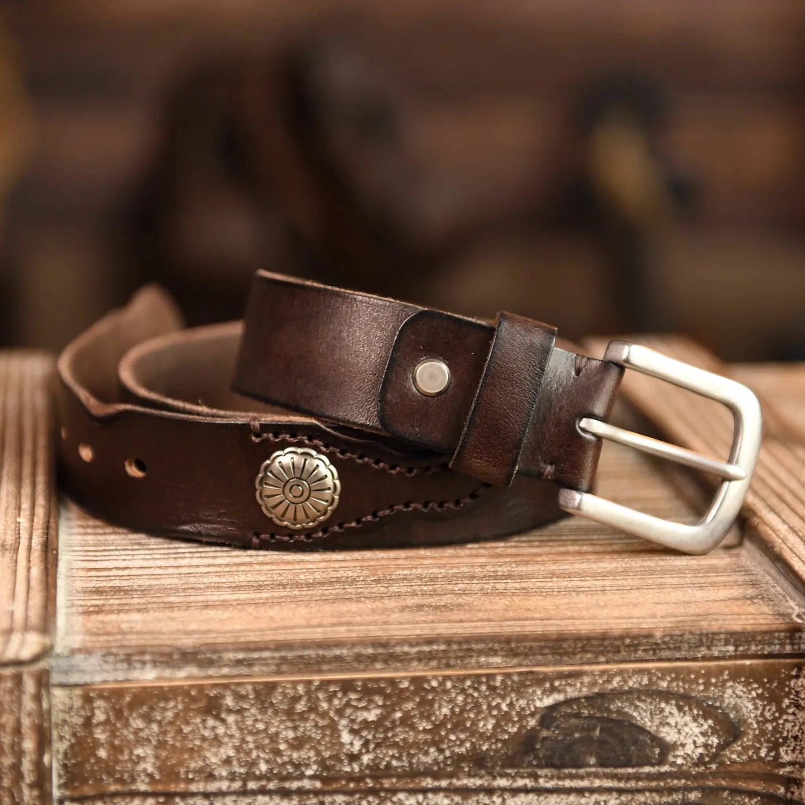 Montreal Saddle Ridge Leather Belt