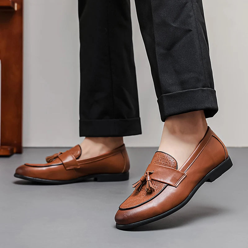 Carvetti Elegant Tassel Loafers