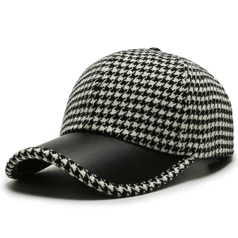 Montreal Houndstooth Wool Cap