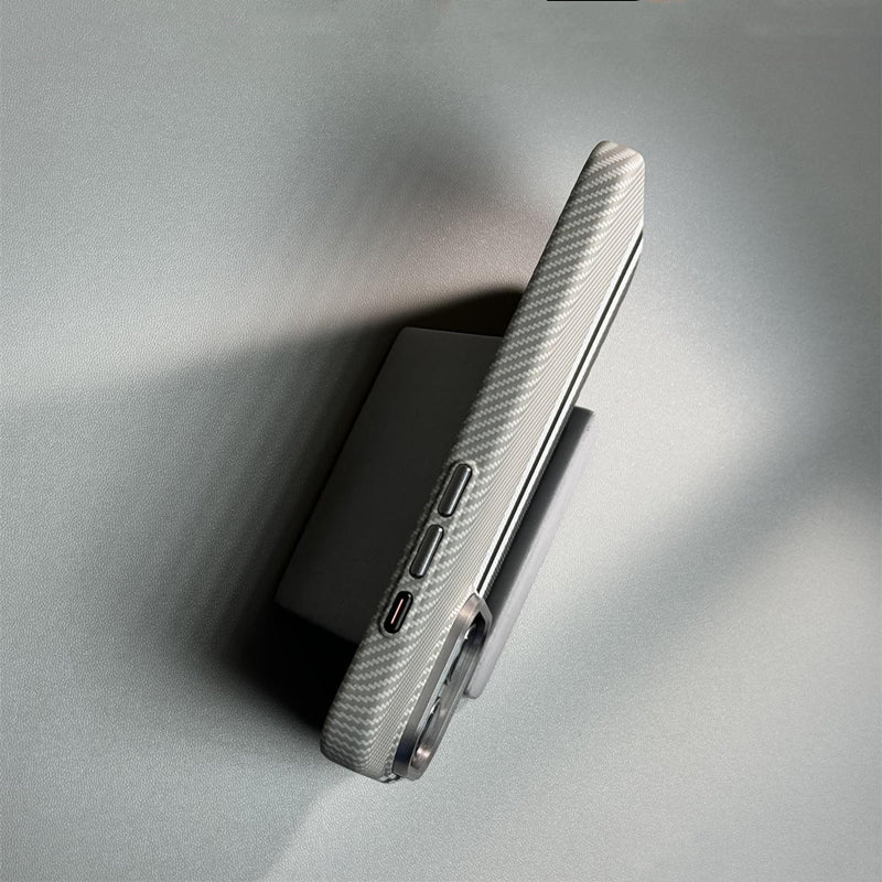 Montreal Carbon Fibre MagSafe® iPhone Case