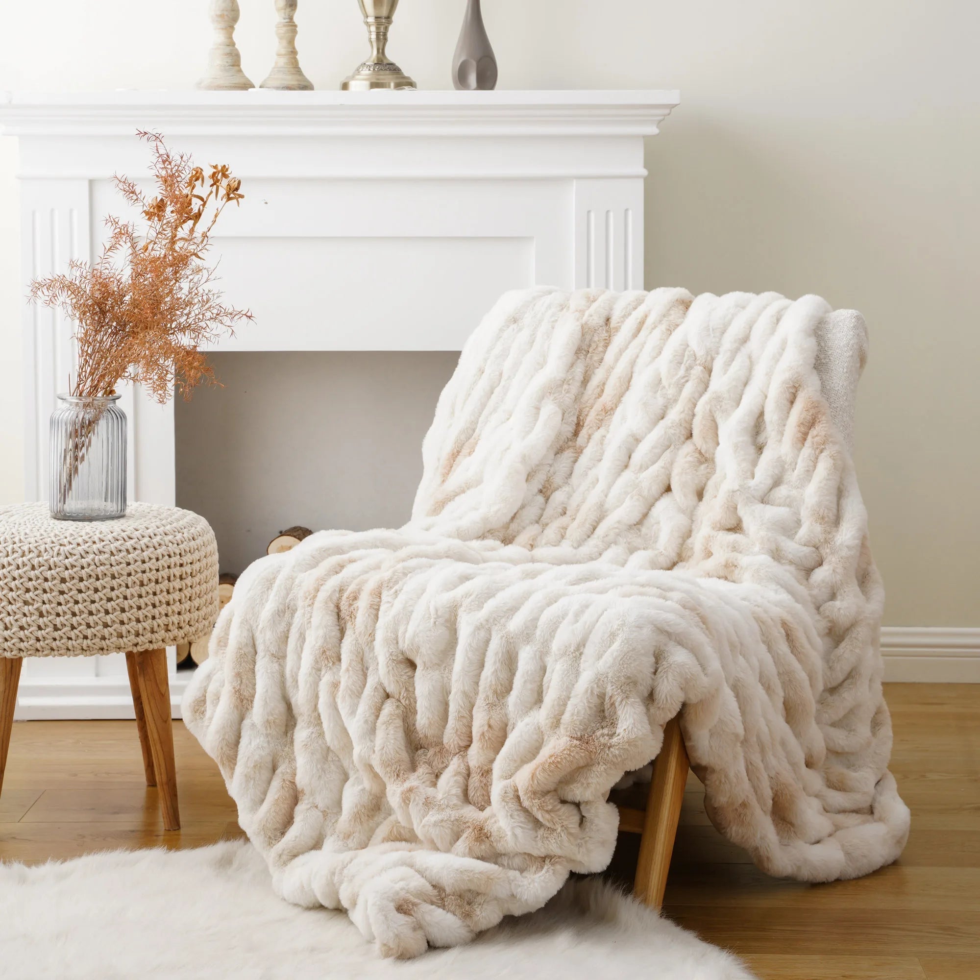 Heritage Plush Quilted Blanket