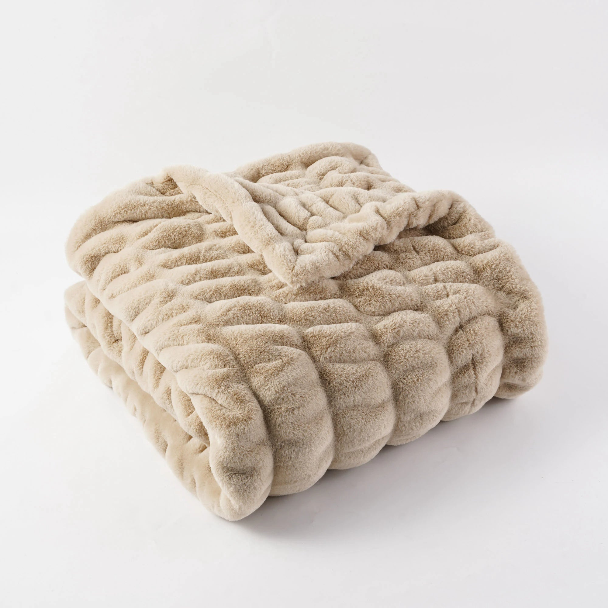 Heritage Plush Quilted Blanket