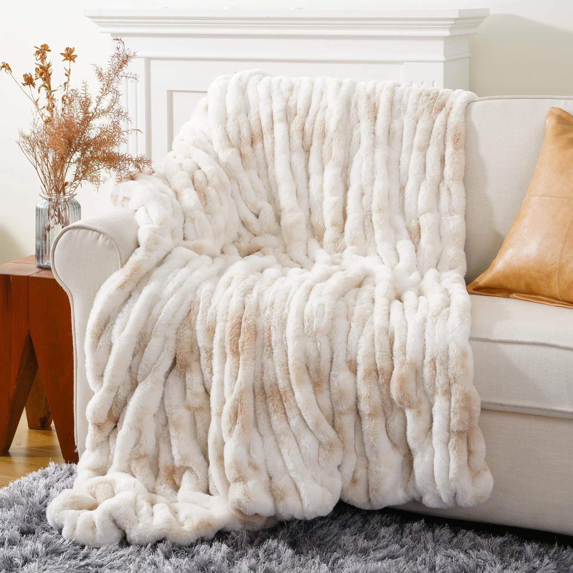 Heritage Plush Quilted Blanket