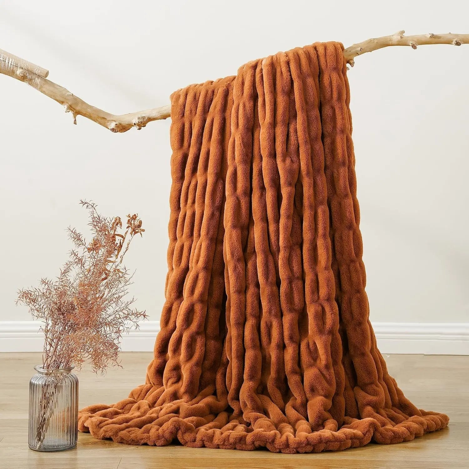 Heritage Plush Quilted Blanket