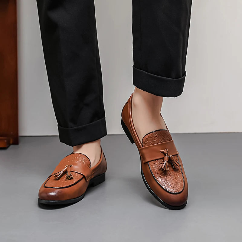 Carvetti Elegant Tassel Loafers